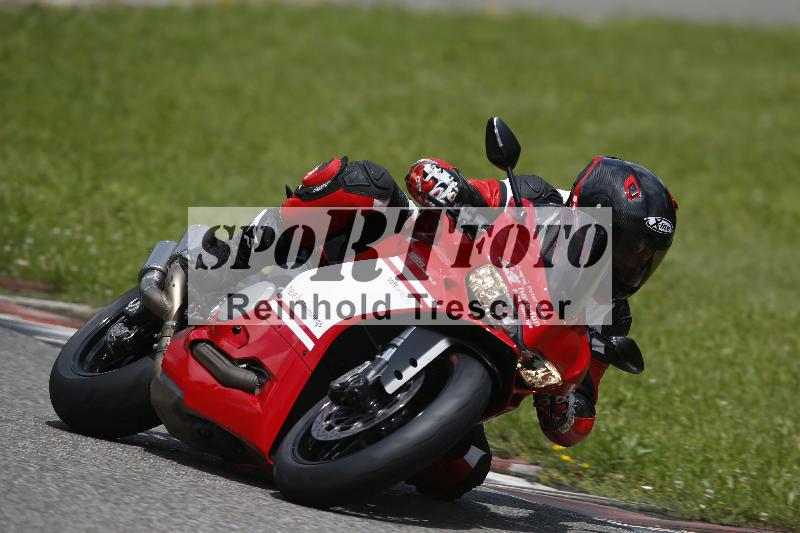 /Archiv-2024/29 12.06.2024 MOTO.CH Track Day ADR/Gruppe gelb/Team